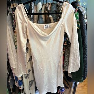 Princess Polly Ivory poly dress. Long sleeve size 2 with pretty sleeve accents